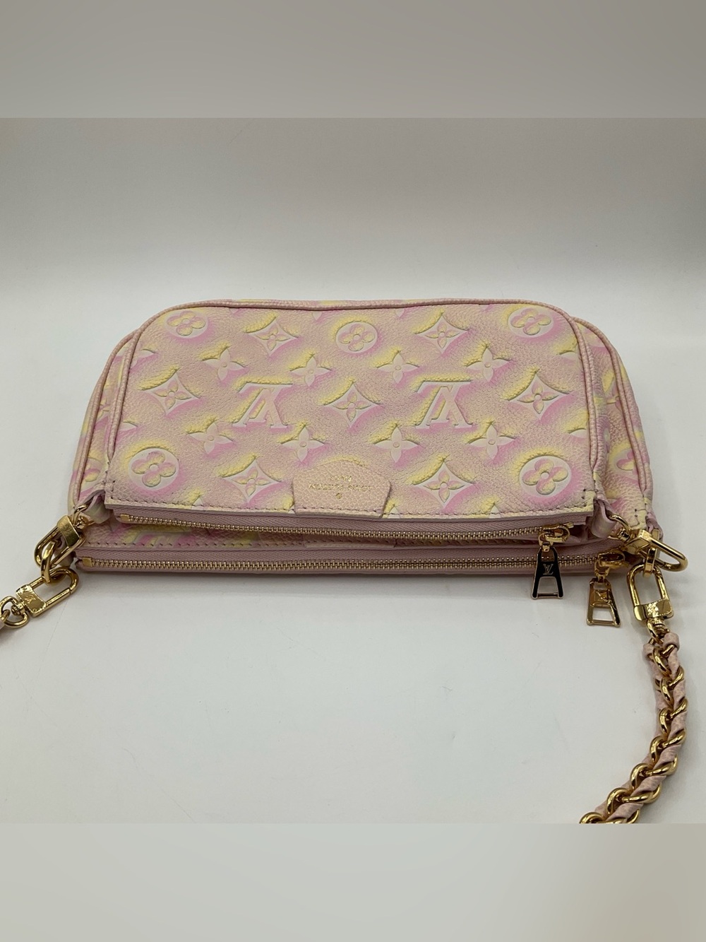 Louis Vuitton Monogram Empreinte Multi Pochette - Summer Stardust - Picture 7 of 16